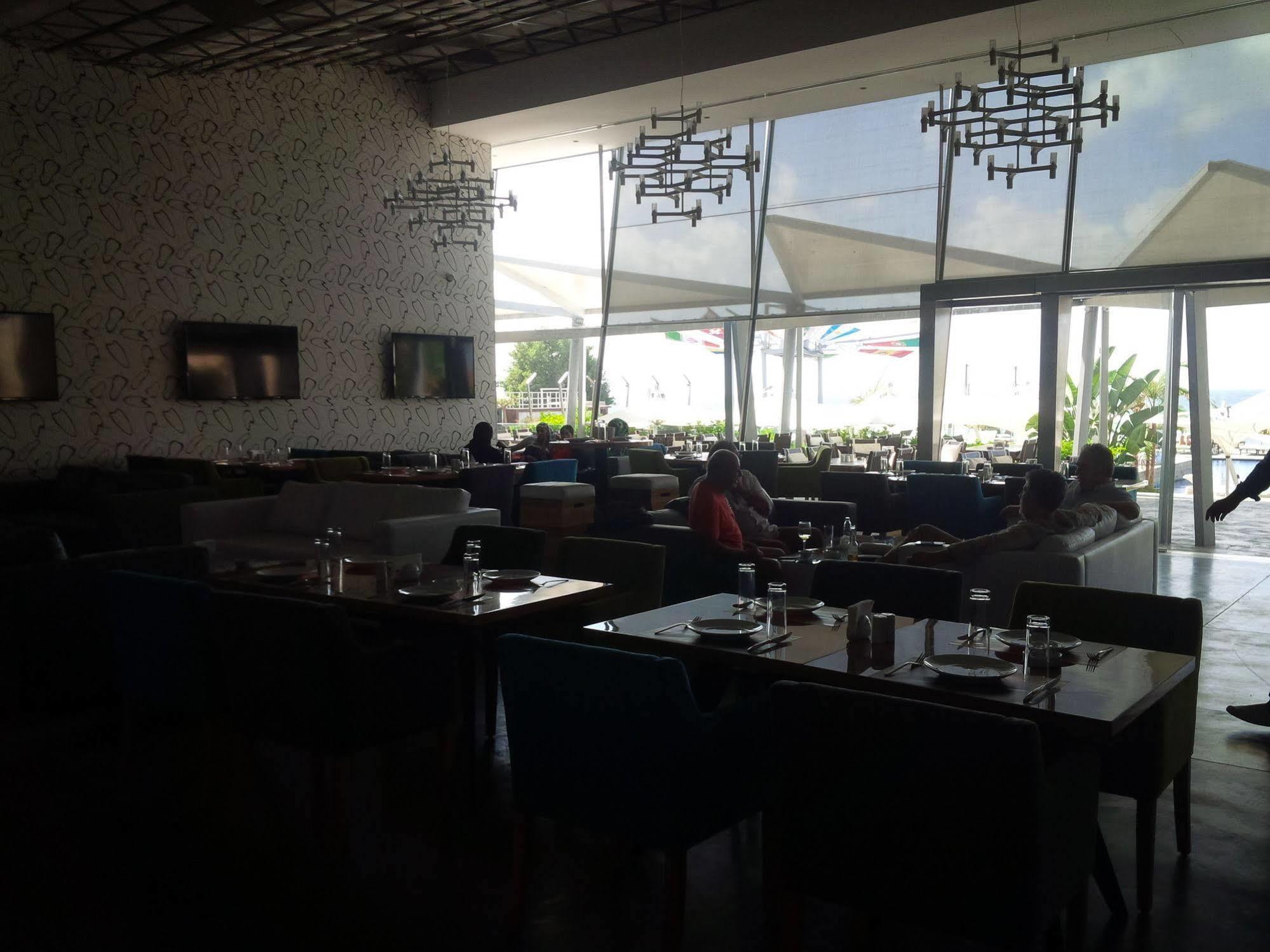 Veer Luxury Boutique Hotel & Beach Club Jounieh Kültér fotó